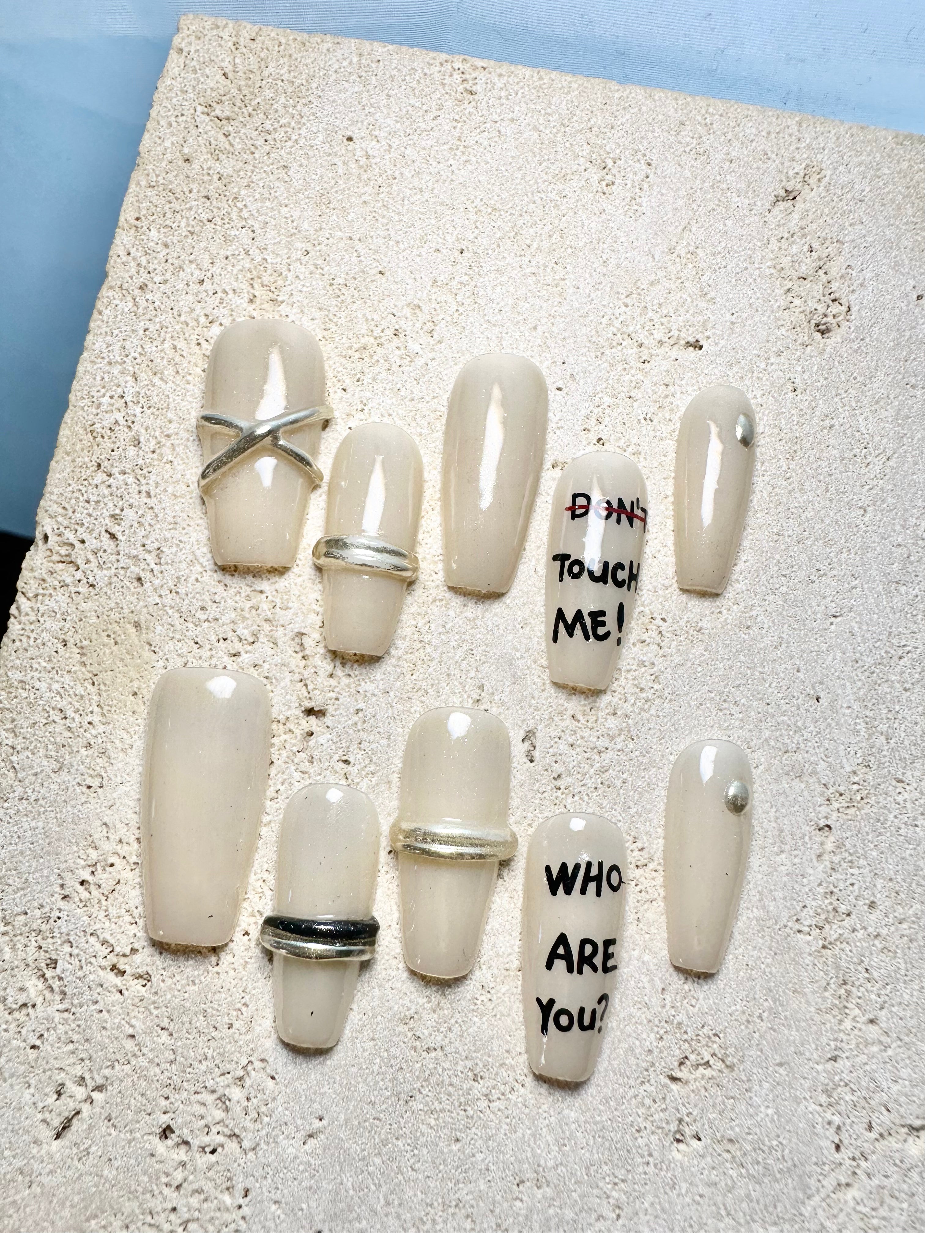 Touch Me! Press On Nails