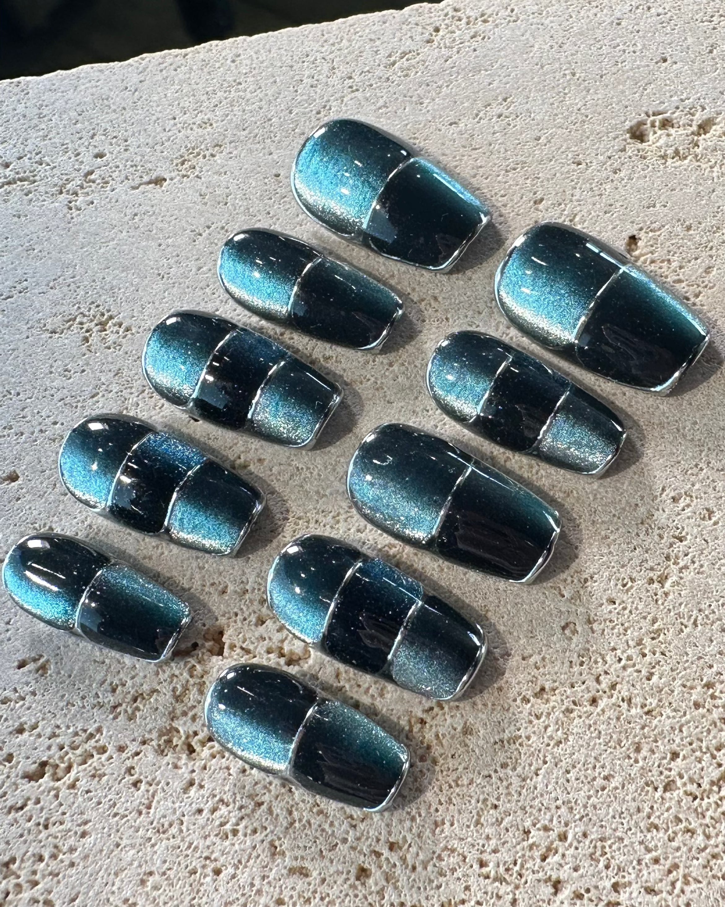 Egyptian Gem Press On Nails- Green