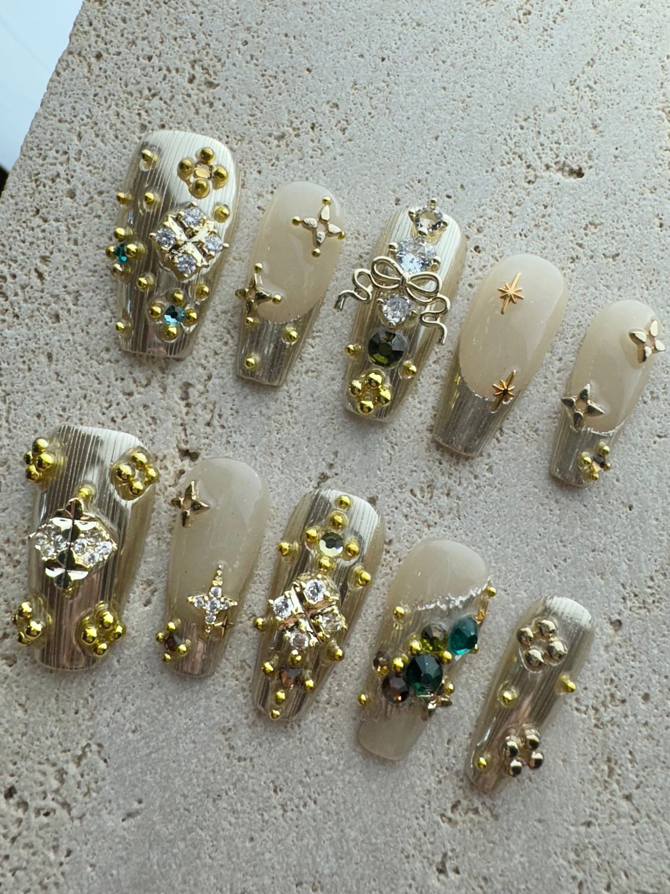 Golden Story Press On Nails