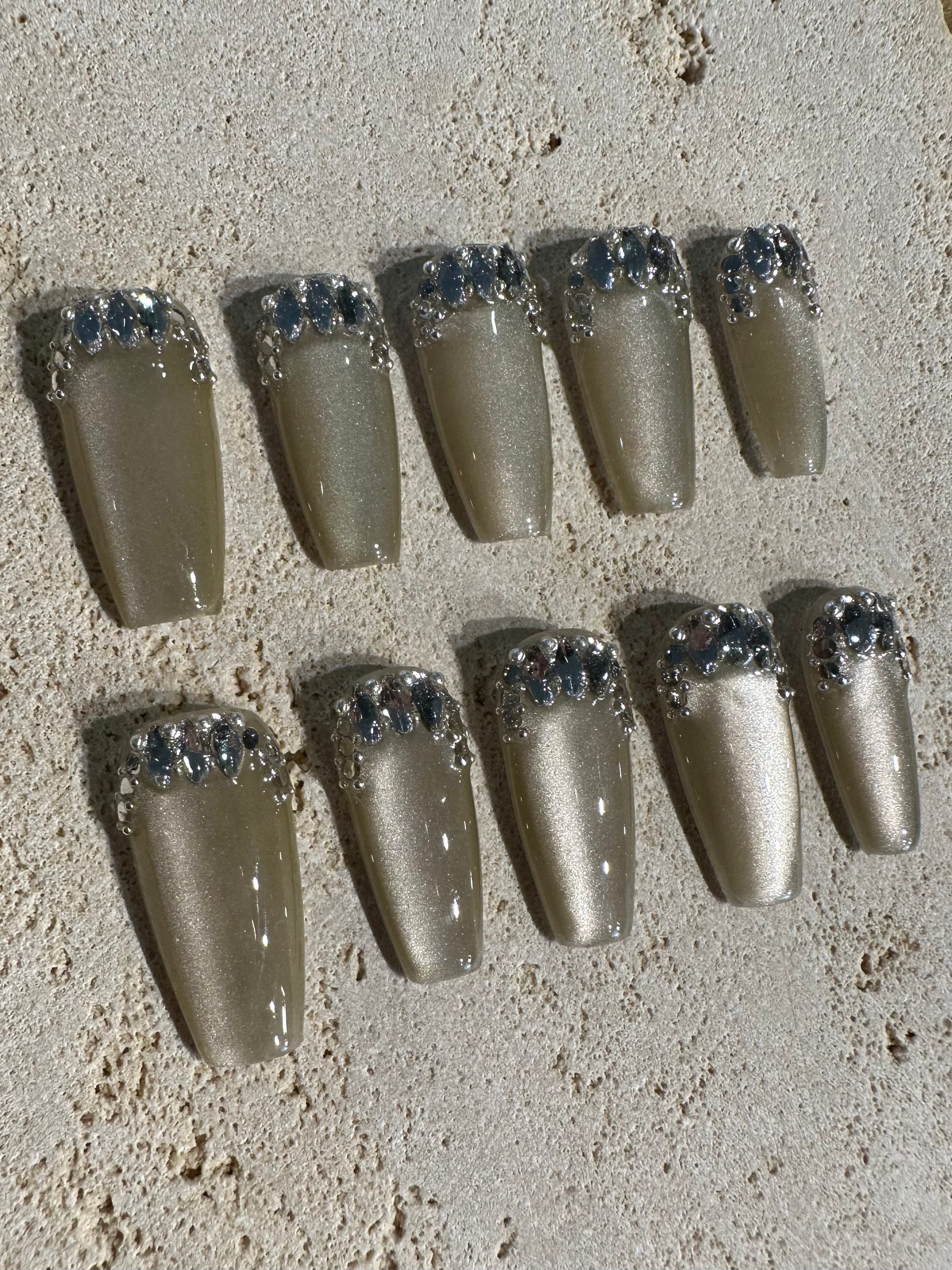 Icy Queen Press On Nails