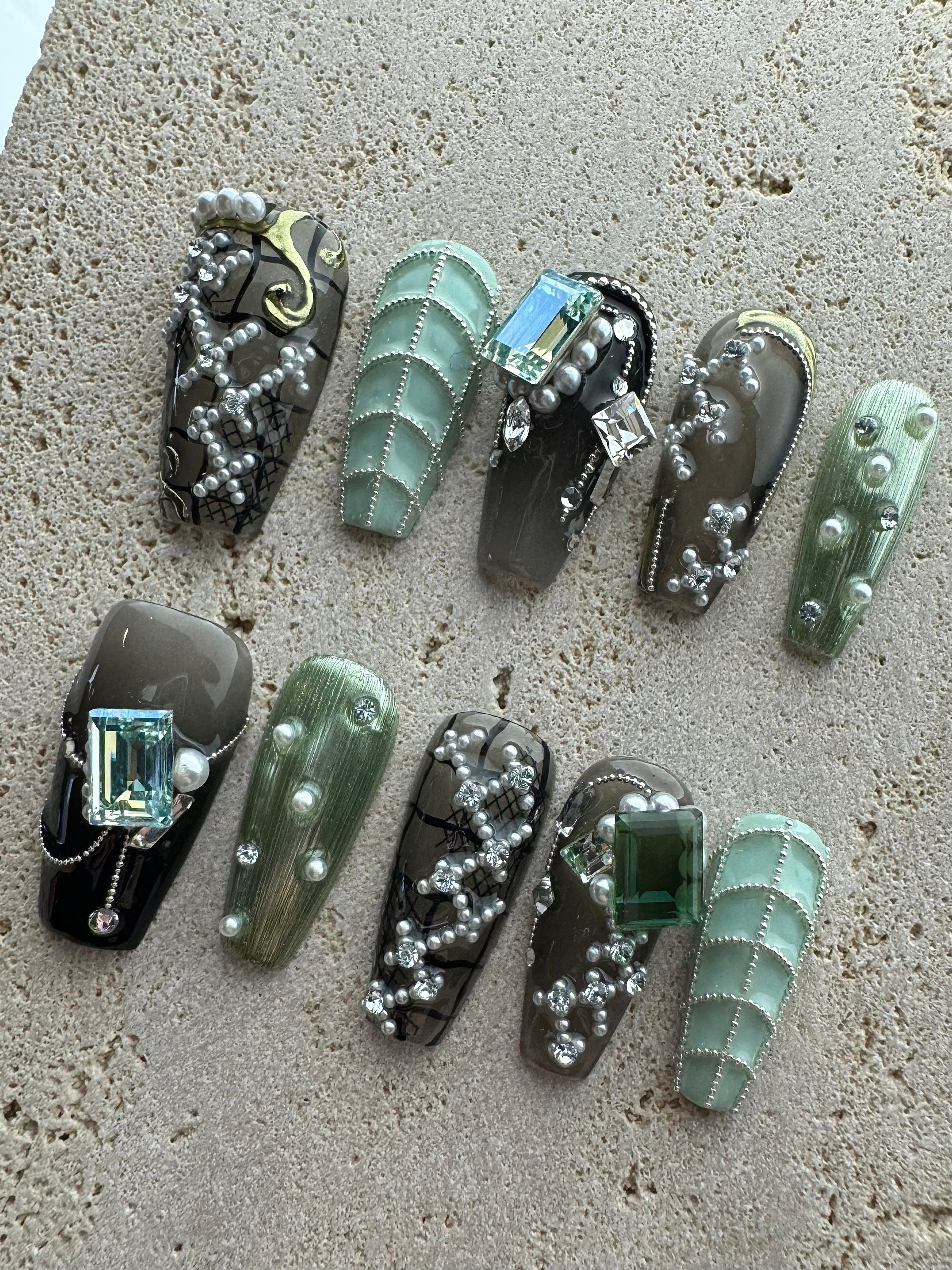 Princess Anastasia Press On Nails- Green