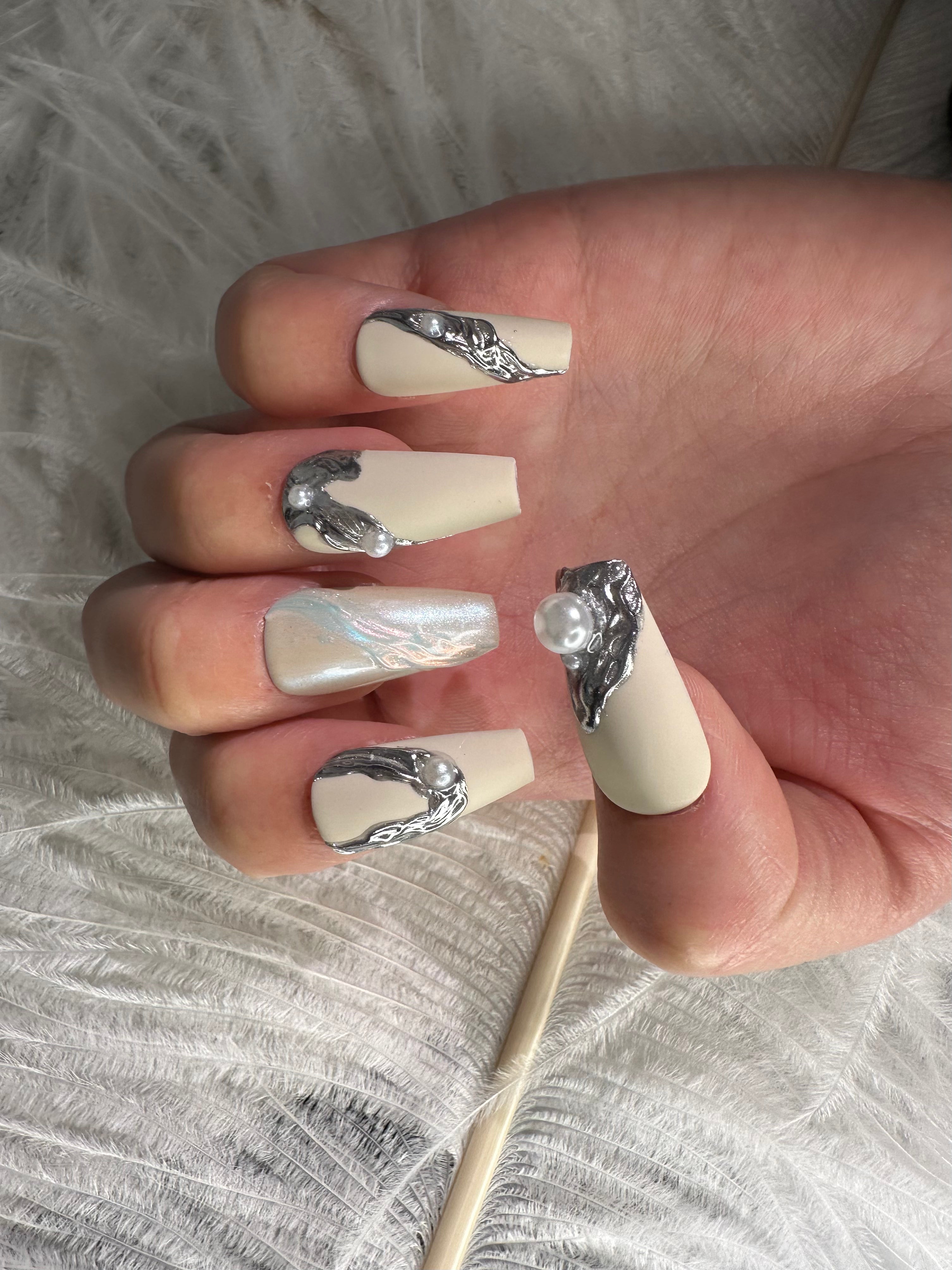Pearl Marble Press On Nails