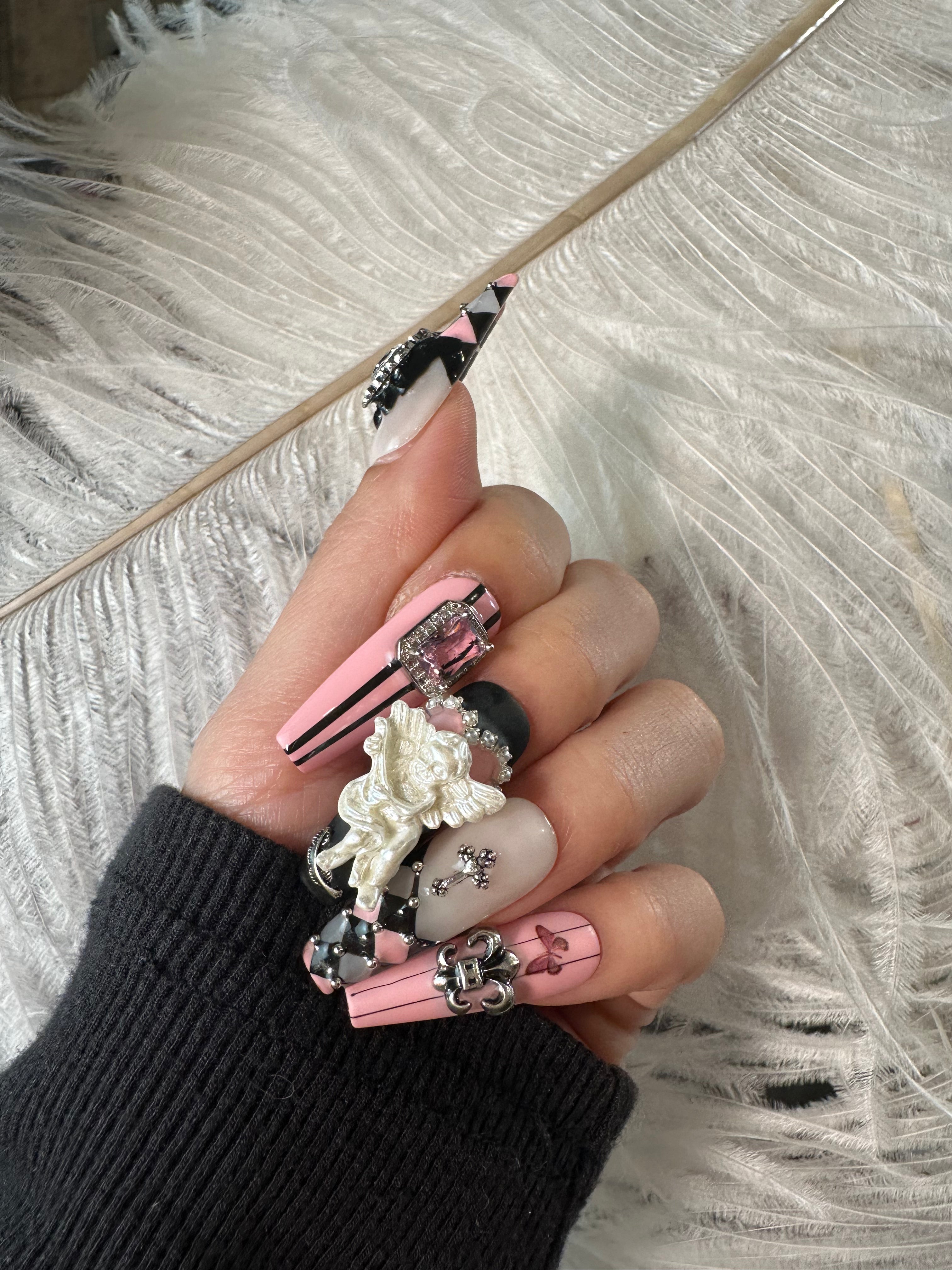 England Angel Press On Nails