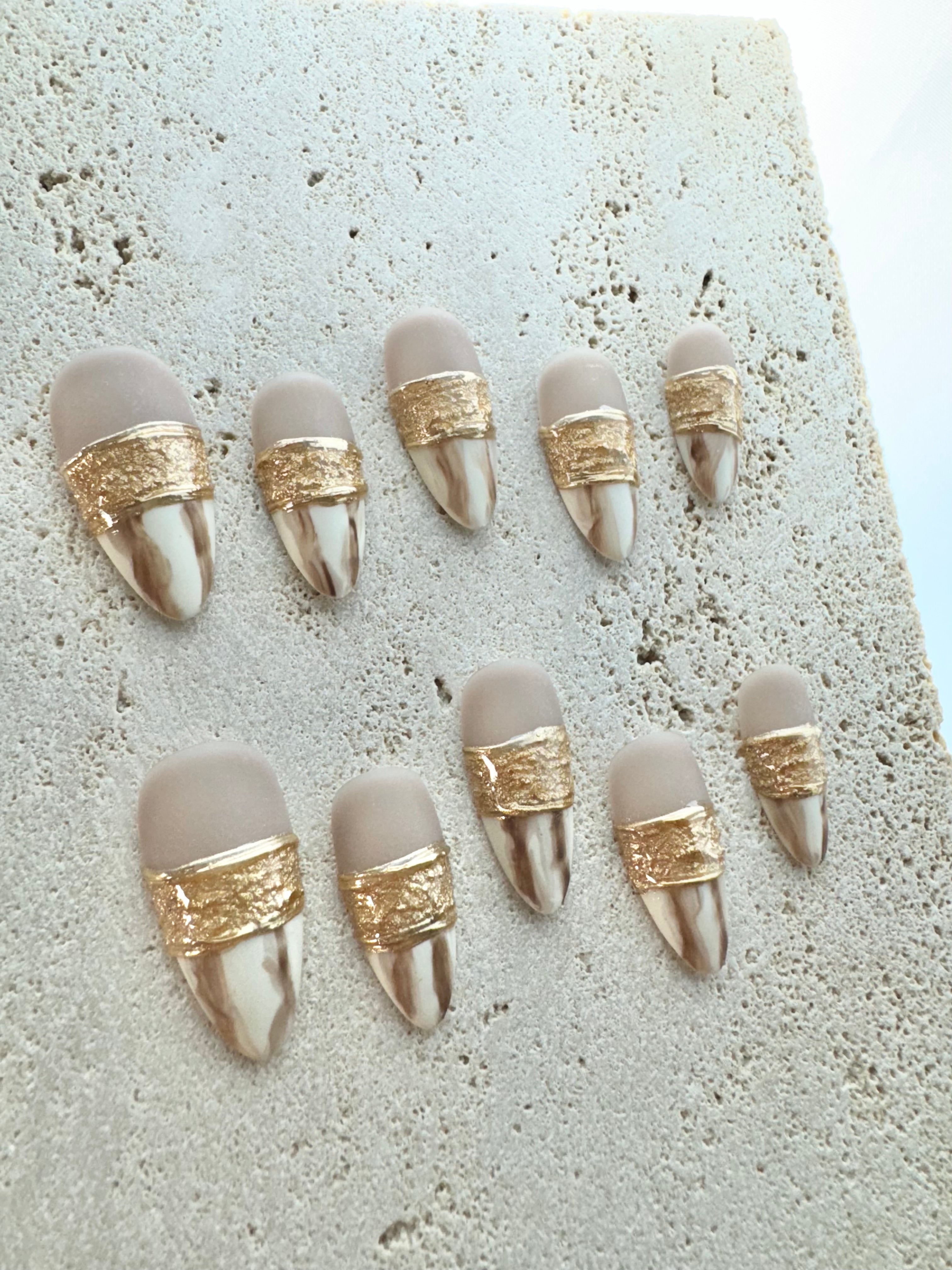 Golden Desert Press On Nails