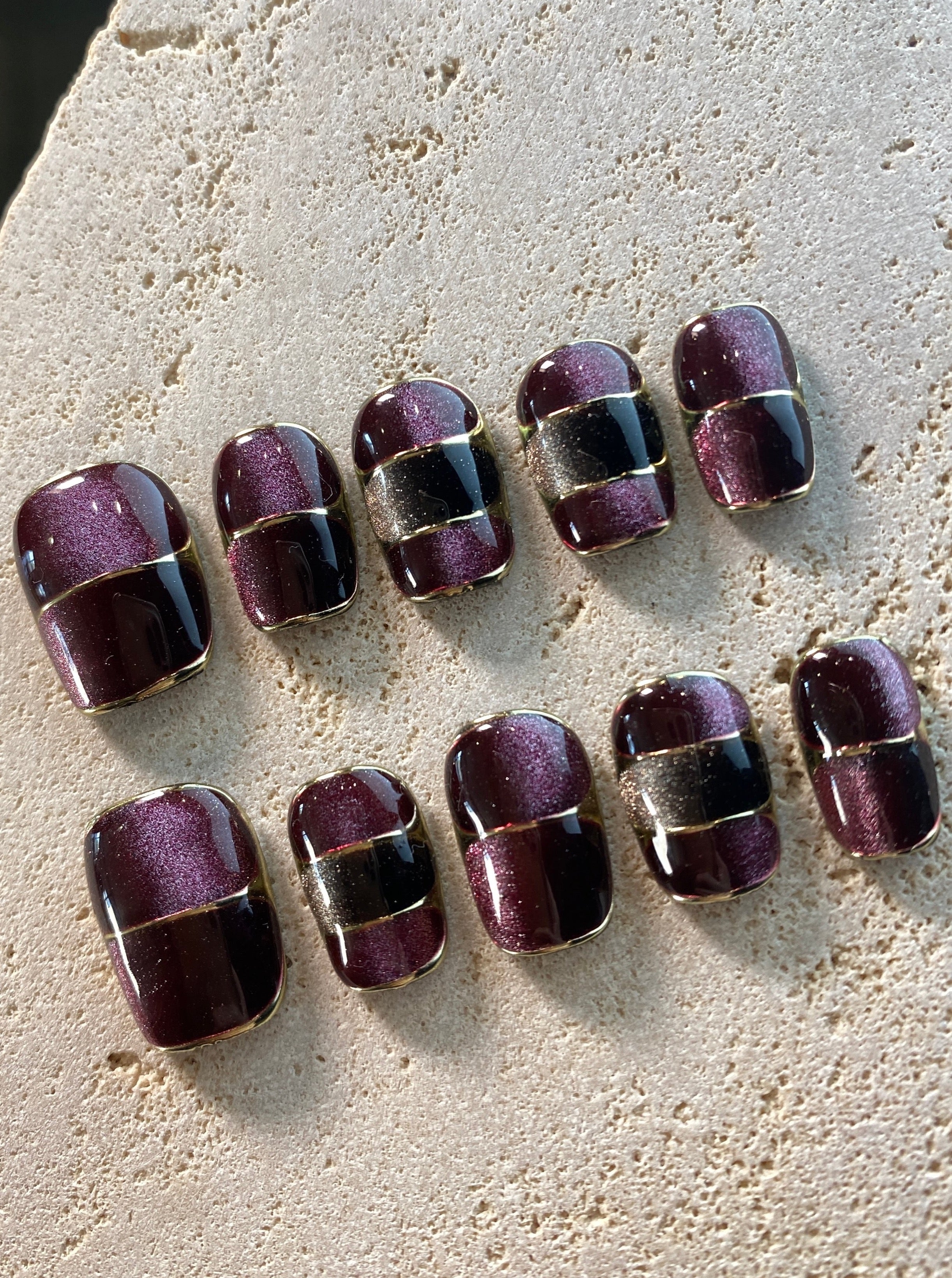 Egyptian Gem Press On Nails- Mauve
