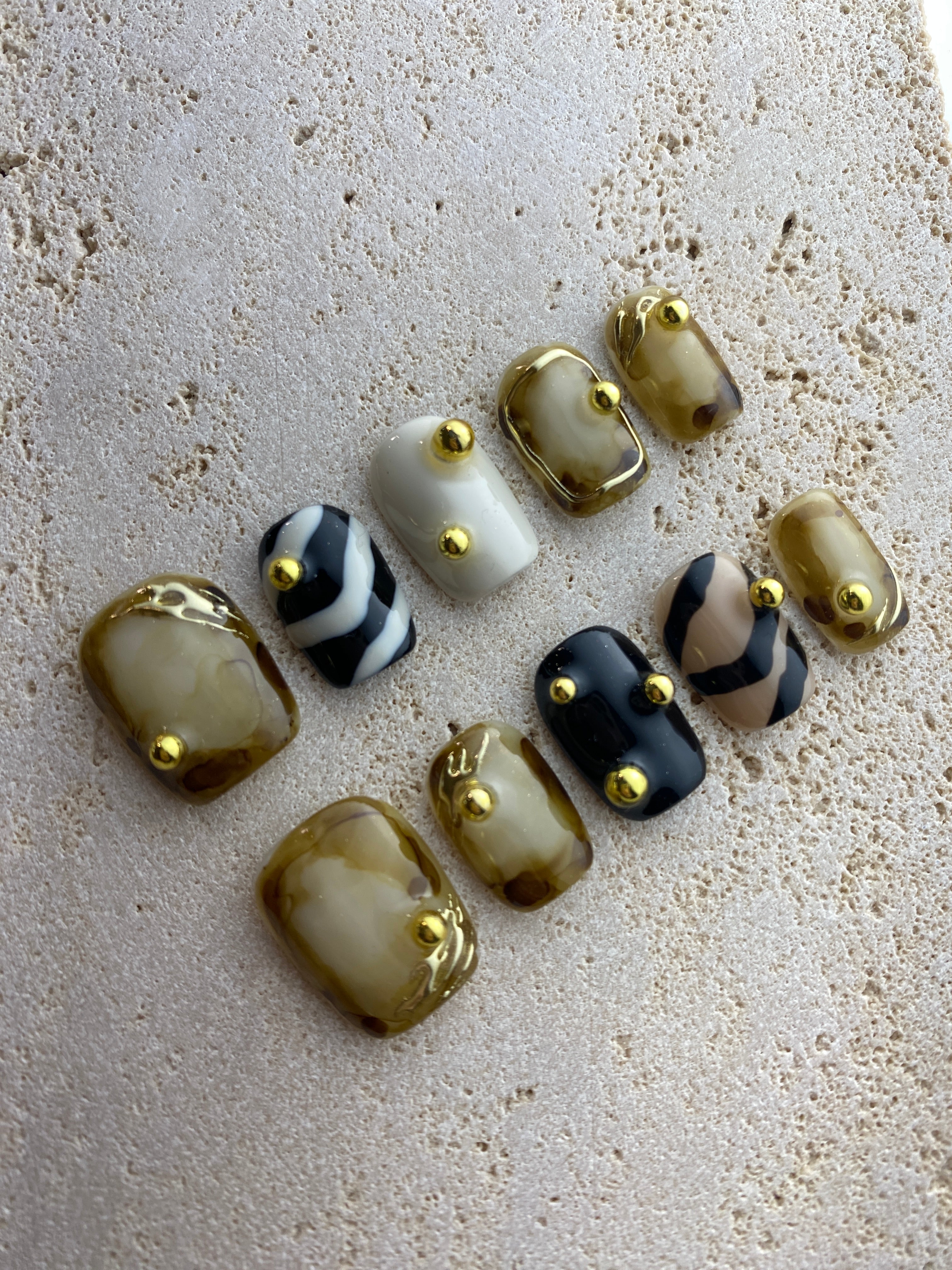 Florence Press On Nails
