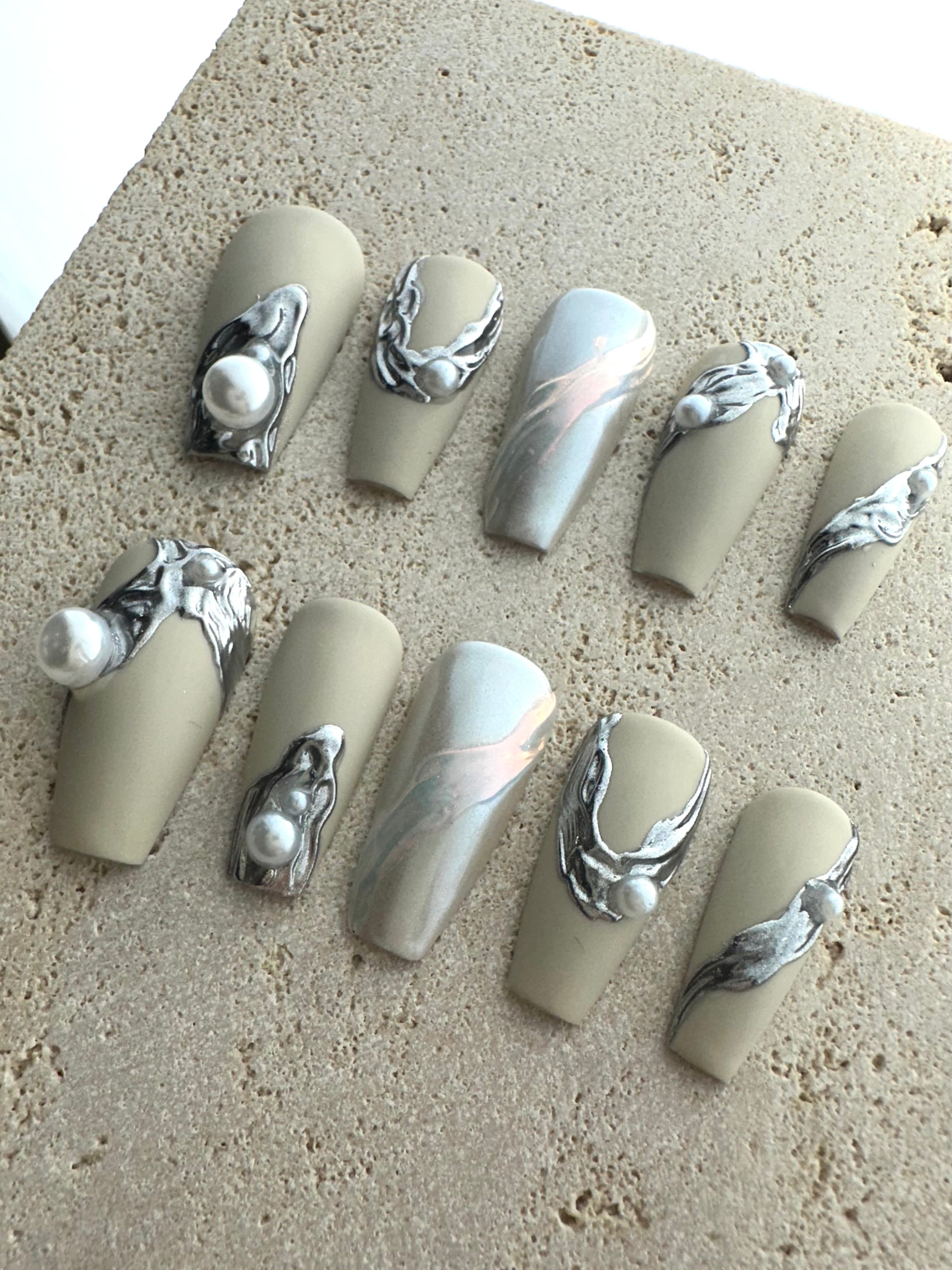 Pearl Marble Press On Nails