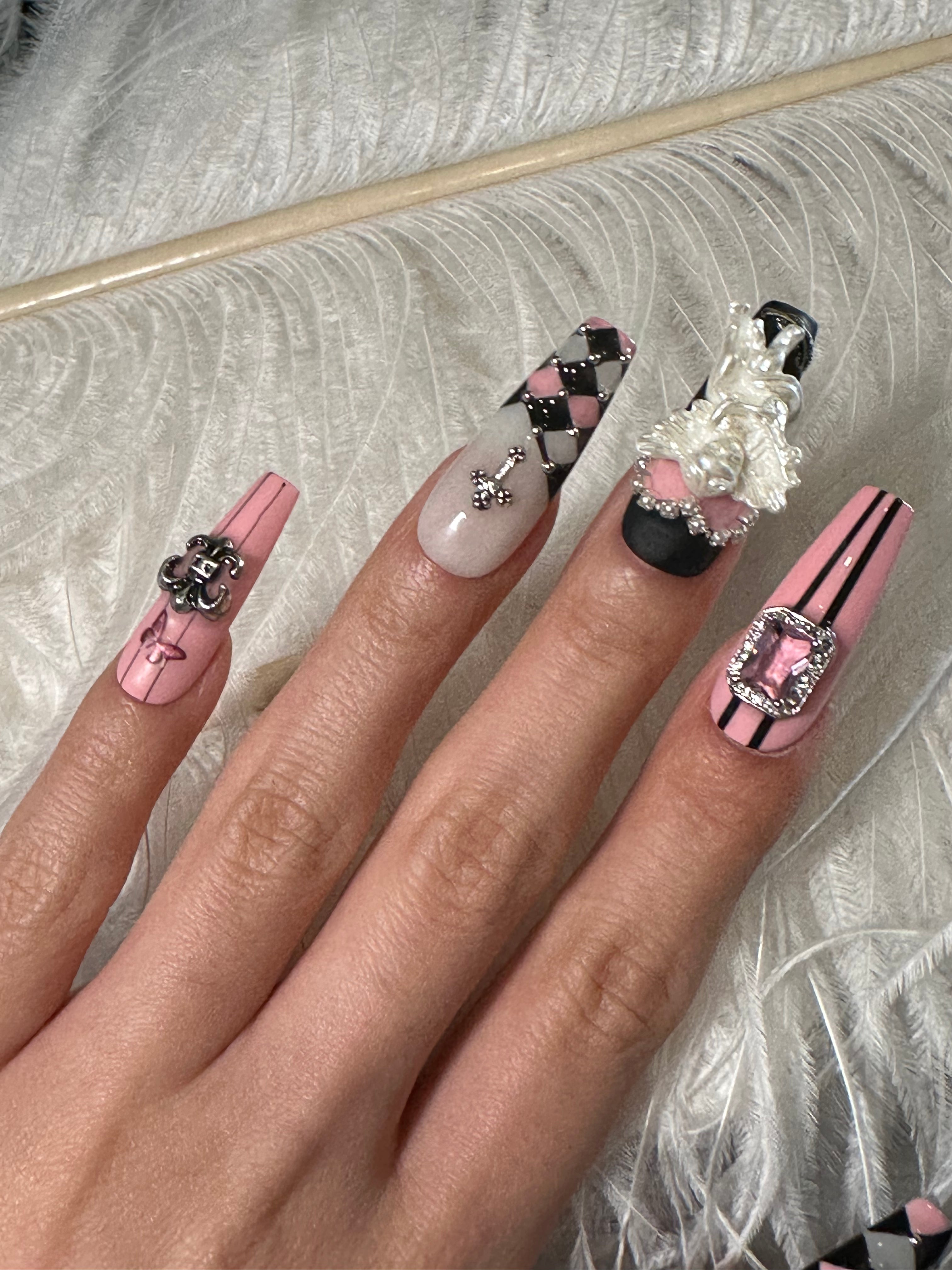 England Angel Press On Nails