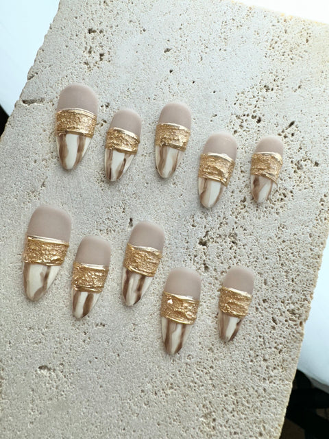 Golden Desert Press On Nails