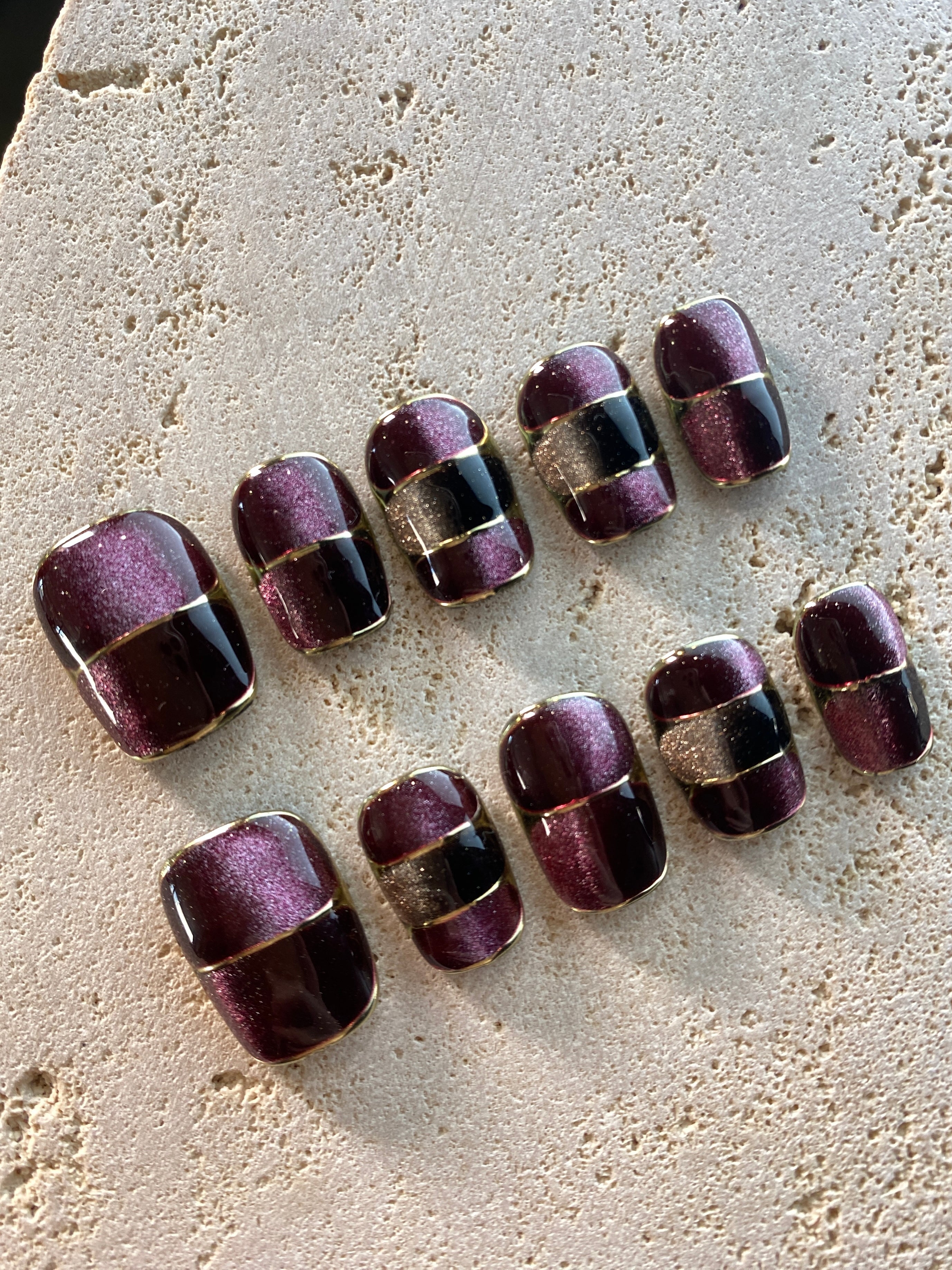 Egyptian Gem Press On Nails- Mauve