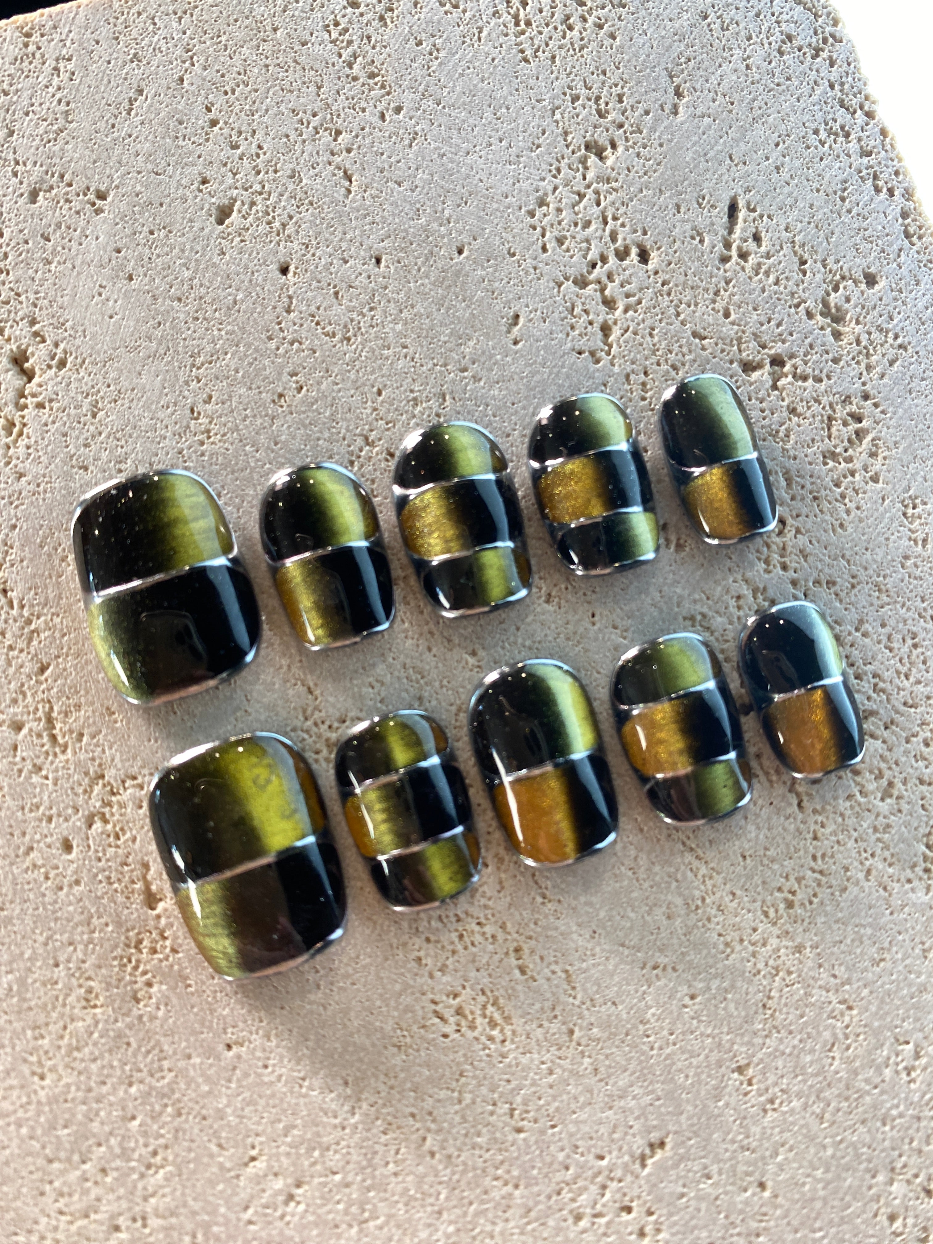 Egyptian Gem Press On Nails- Green